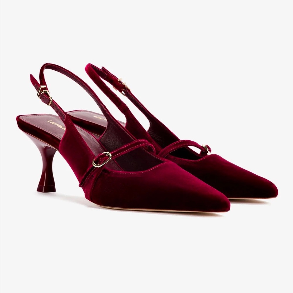 Larroude NWT Velvet Red Wine Kitten Heels Size 9